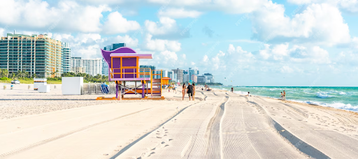 An image of Fort Lauderdale Beach